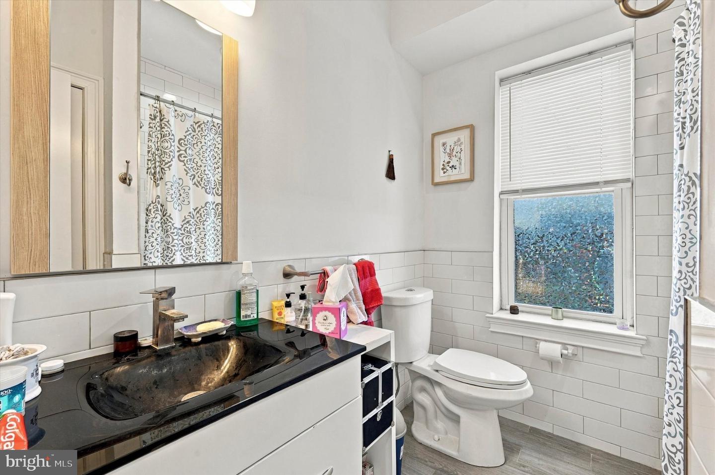 4931 Warrington Ave Property Photo 6