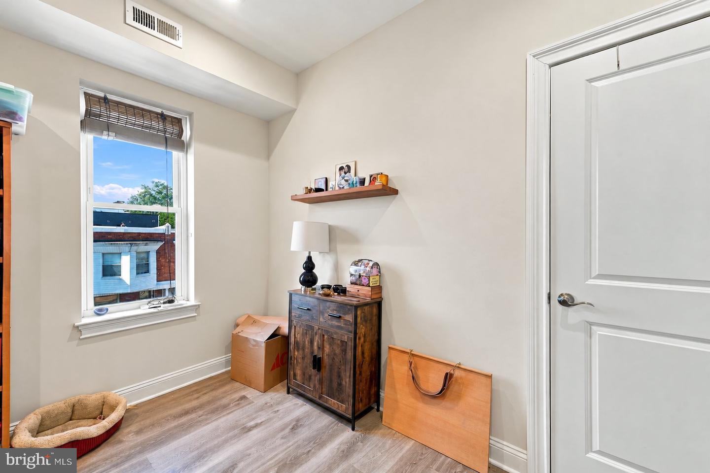 4931 Warrington Ave Property Photo 14
