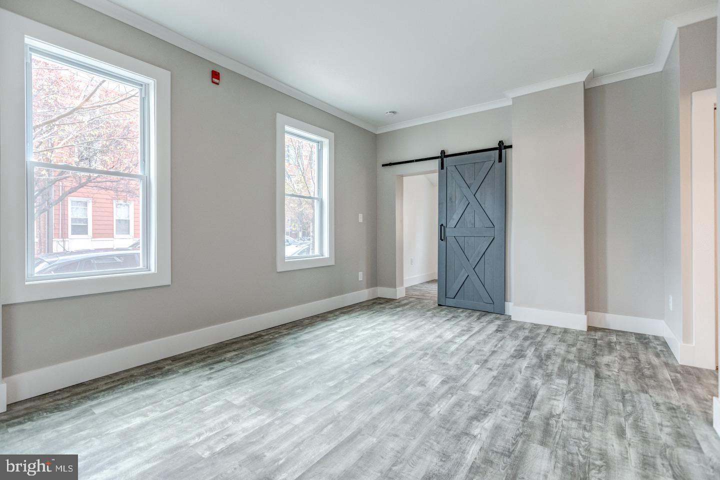 2434 E Dauphin St #1r Property Photo 12