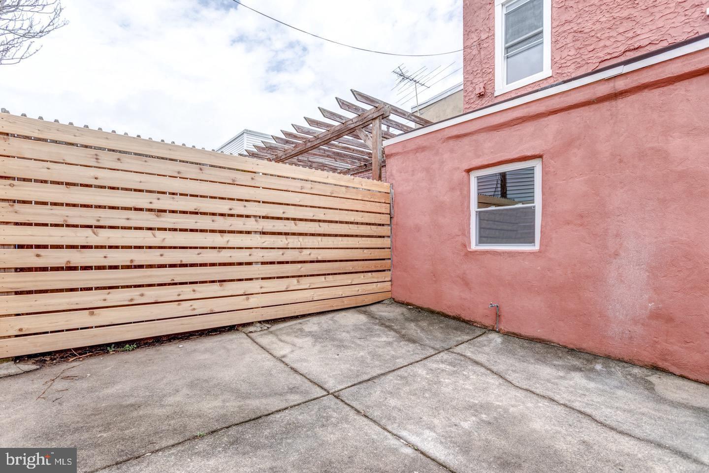 2434 E Dauphin St #1r Property Photo 20