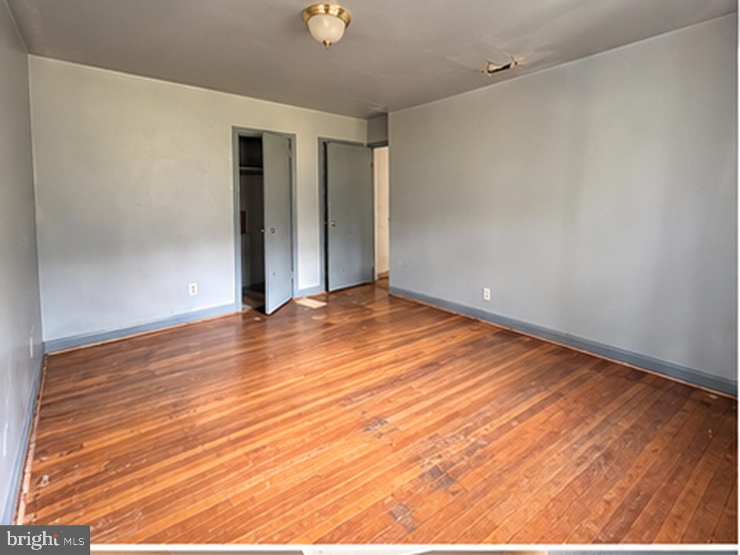 2127 Bryn Mawr Ave Property Photo 25