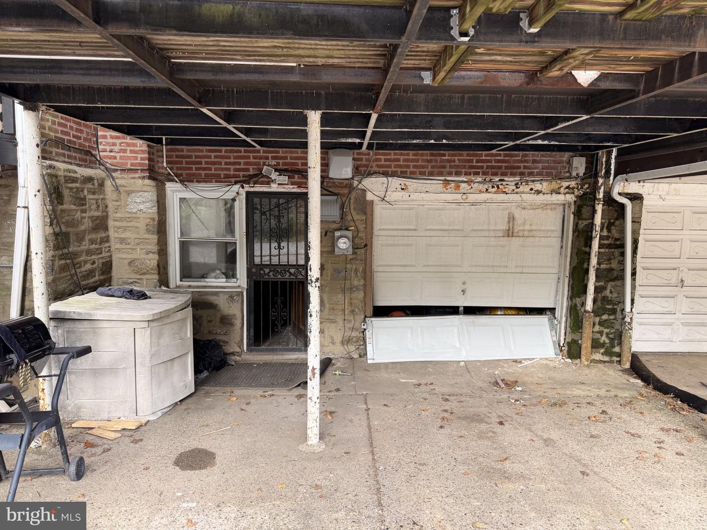 2127 Bryn Mawr Ave Property Photo 34