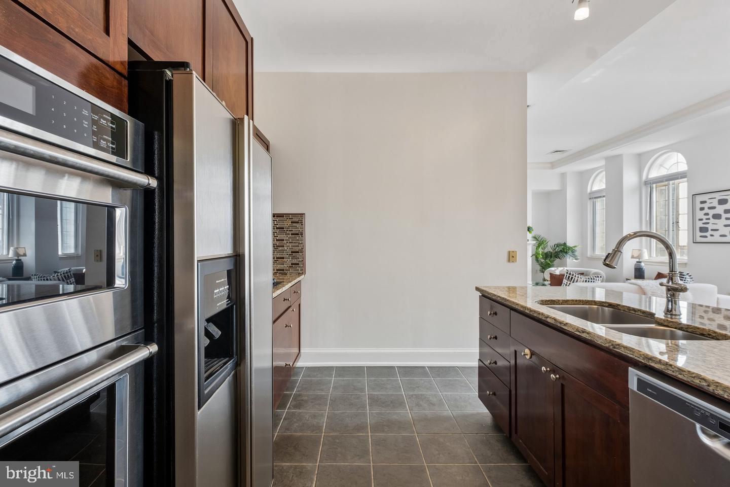 1512-14 Spruce St #ph-2404 Property Photo 7
