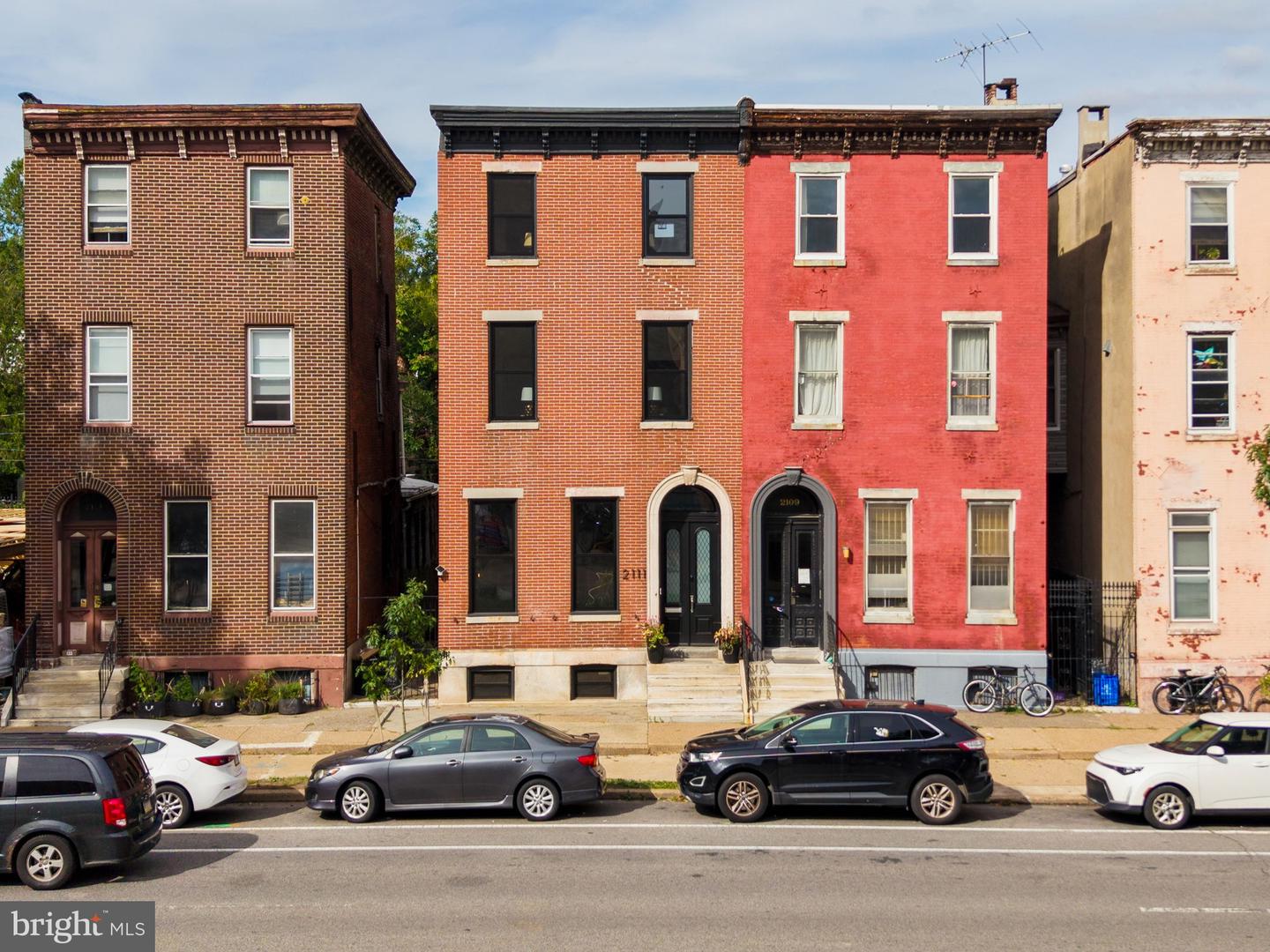 2111 Spring Garden St Property Photo 6