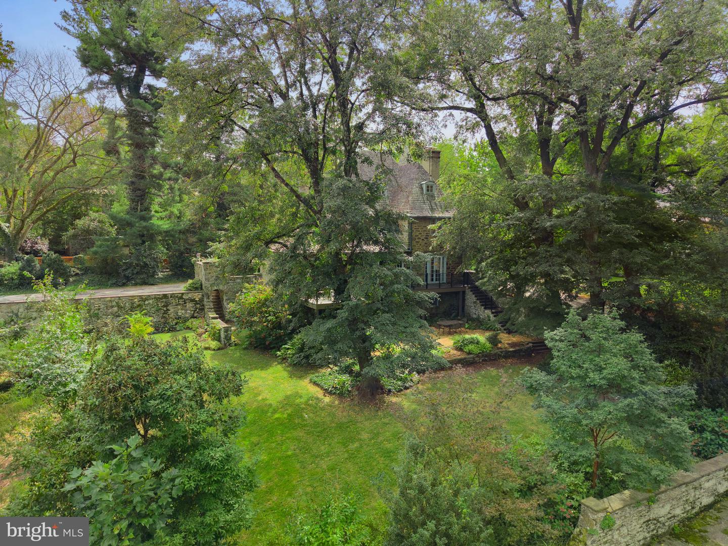 419 Gate Ln Property Photo 125