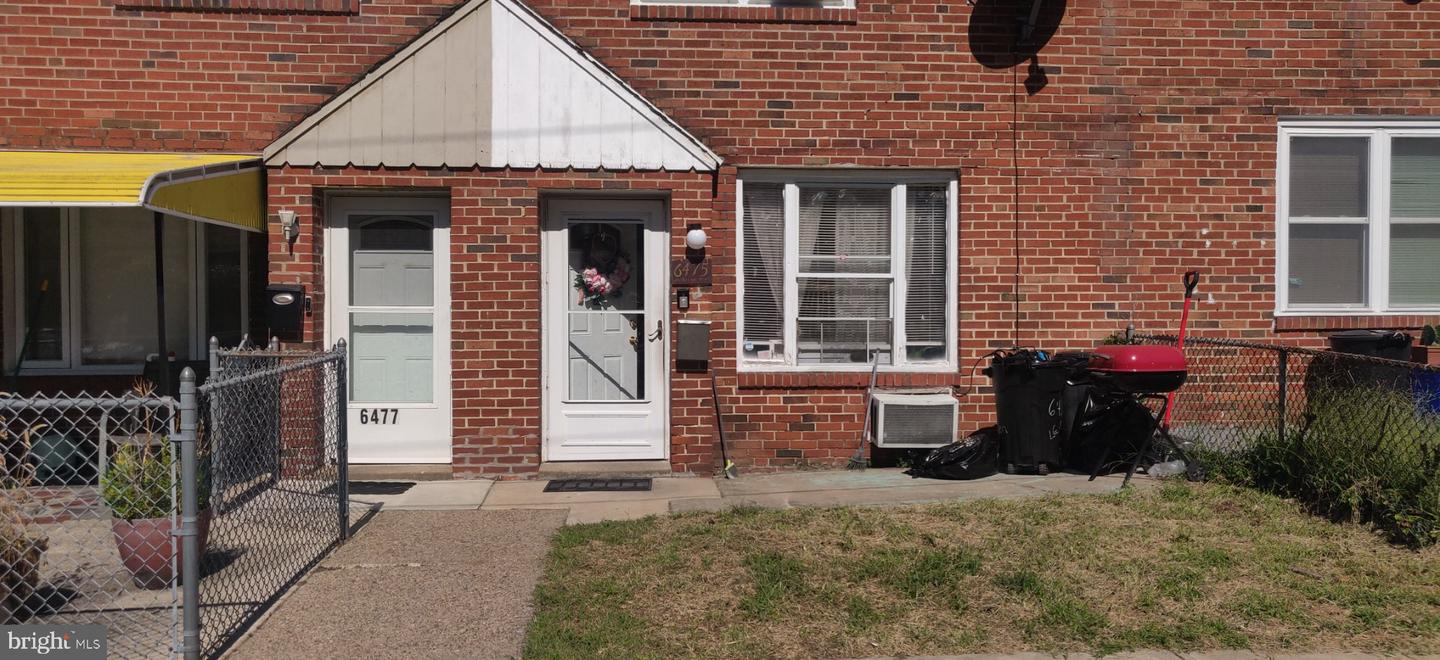 6475 LENSEN ST Property Photo 1