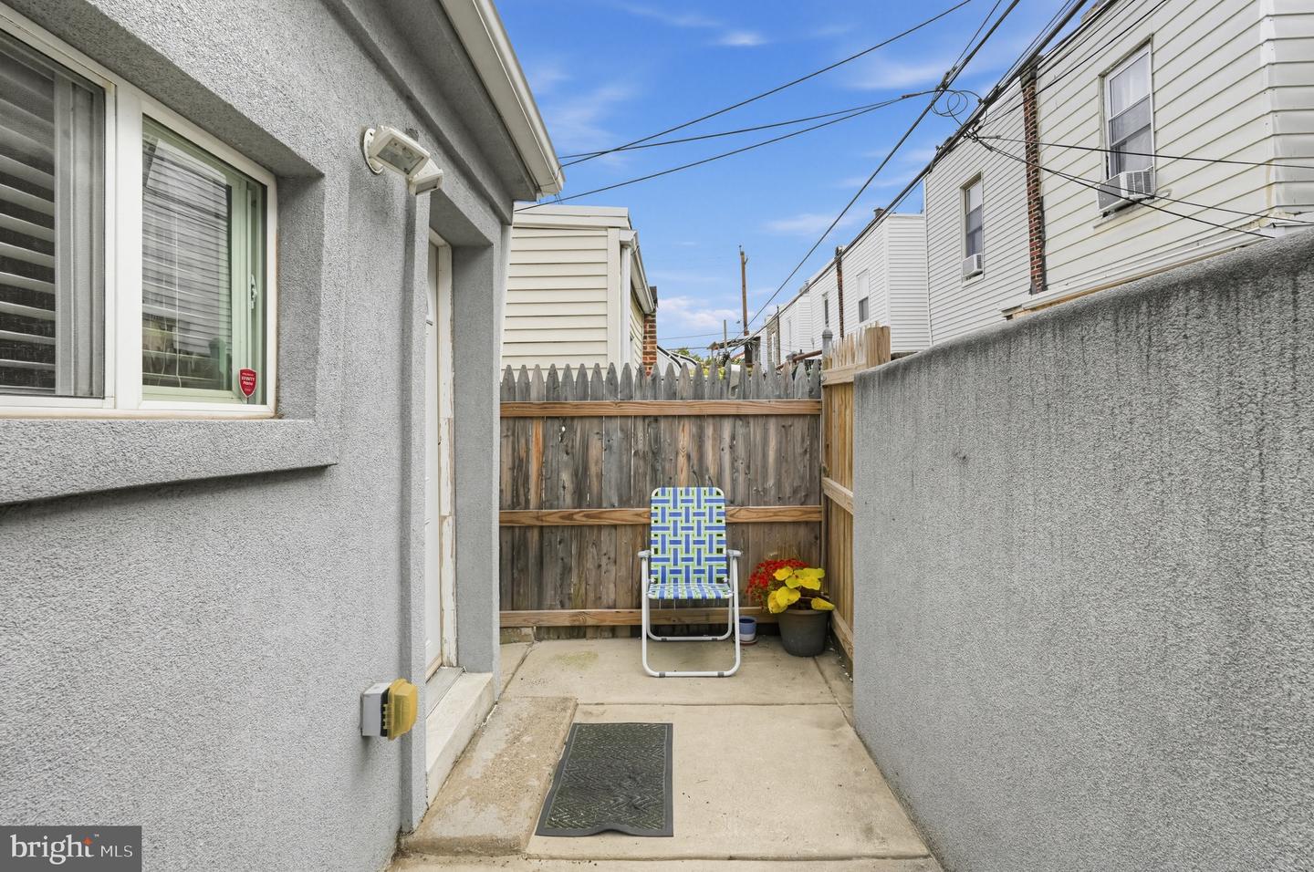 116 Roseberry St Property Photo 17