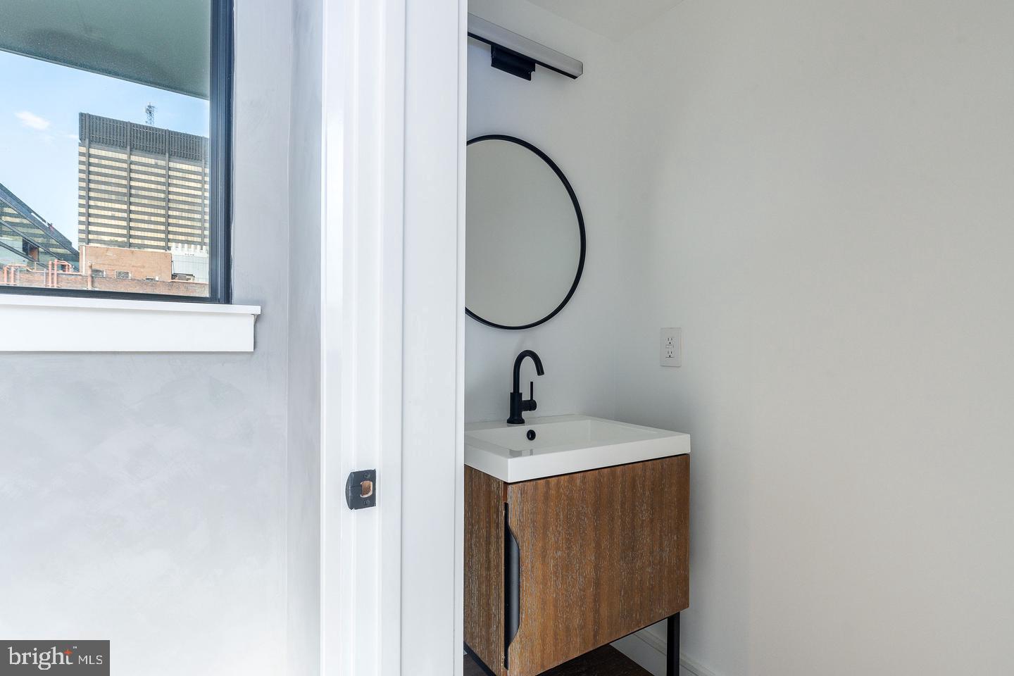2320 Sansom St Property Photo 37