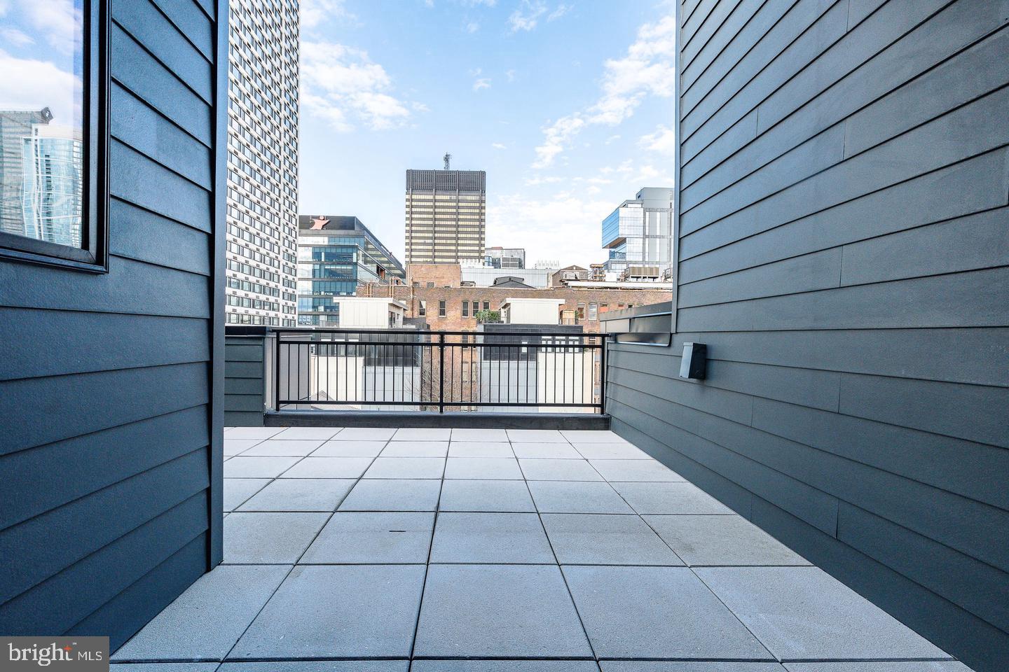 2320 Sansom St Property Photo 40