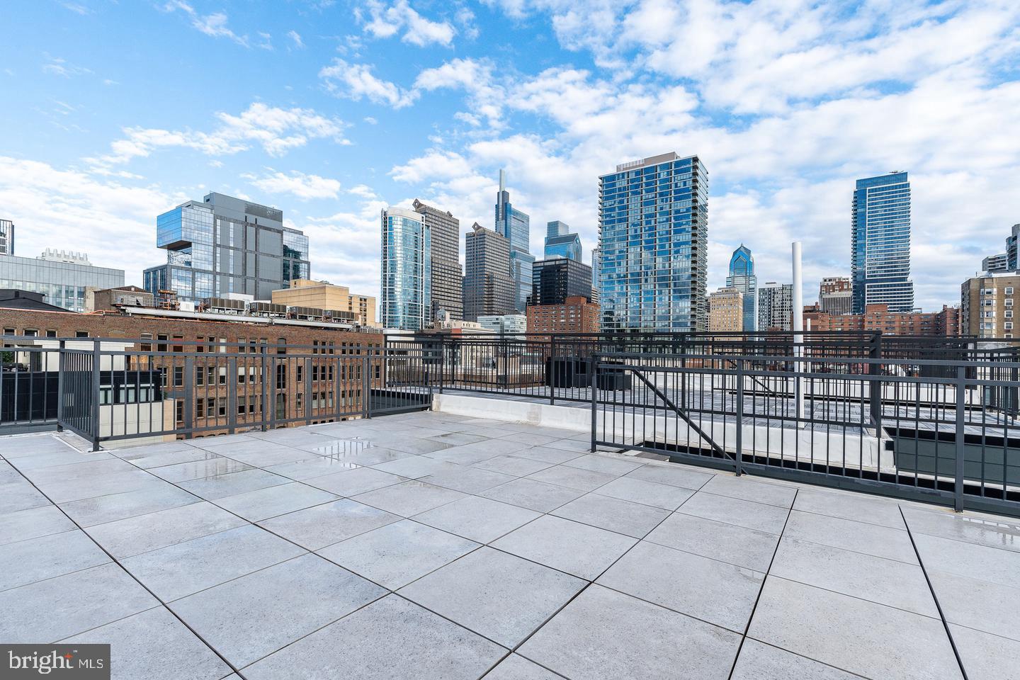 2320 Sansom St Property Photo 42