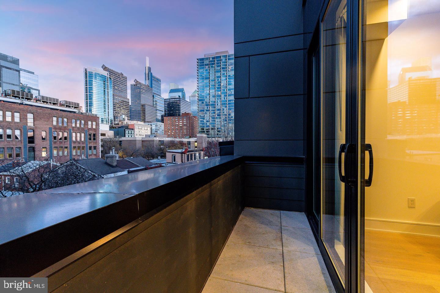 2320 Sansom St Property Photo 49
