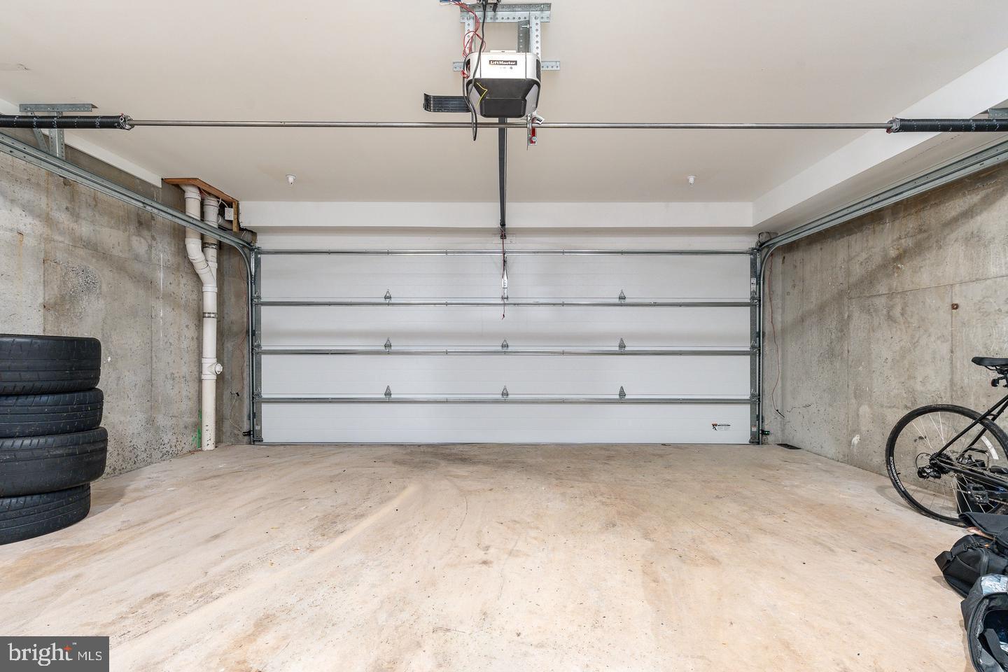 2320 Sansom St Property Photo 57