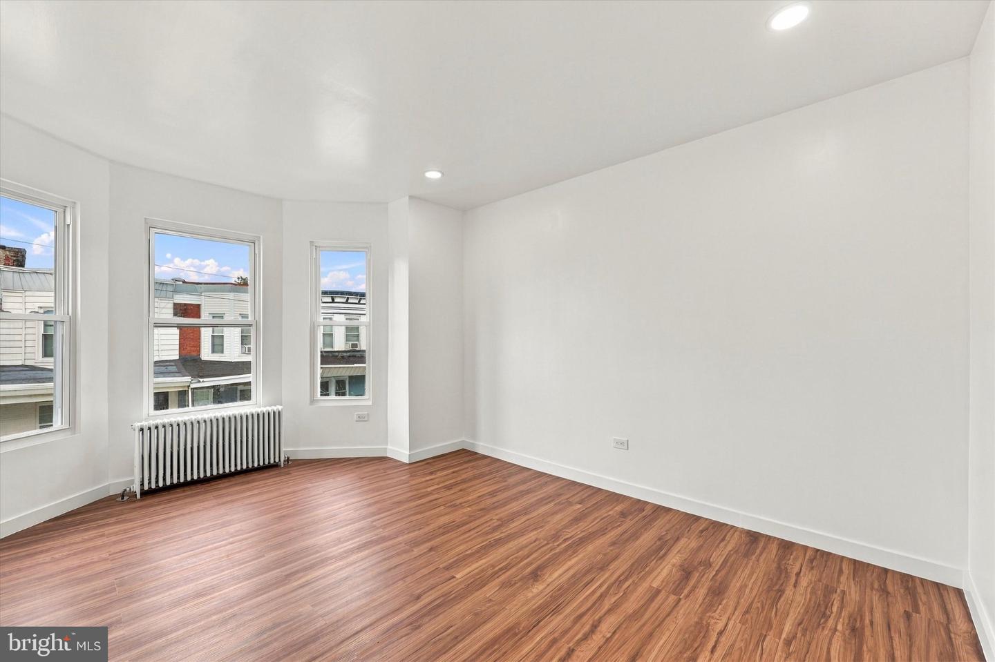 35 N Edgewood St Property Photo 13