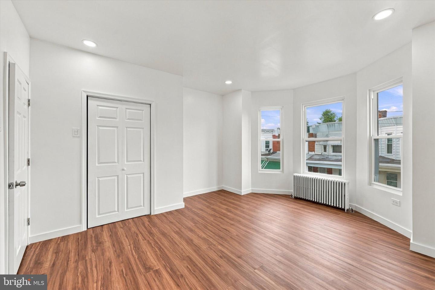35 N Edgewood St Property Photo 14