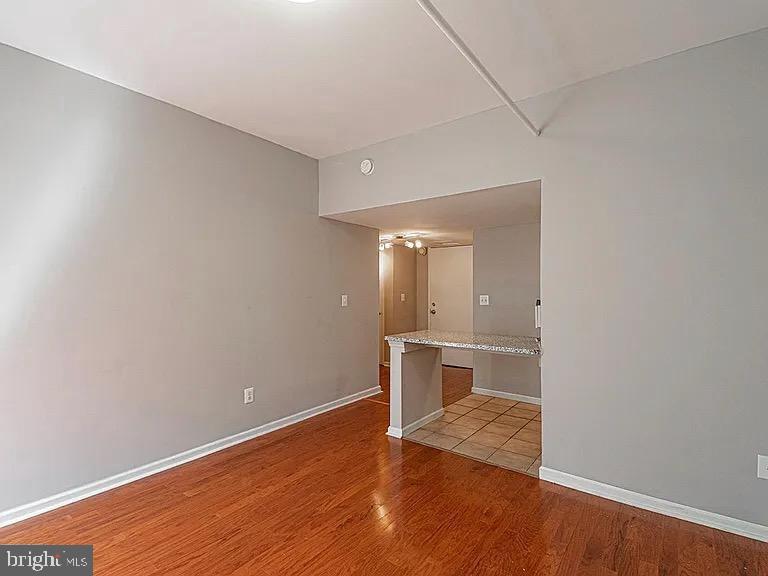 1324 Locust St #207 Property Photo 6