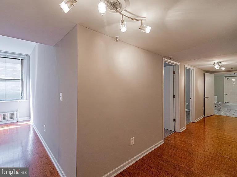 1324 Locust St #207 Property Photo 7