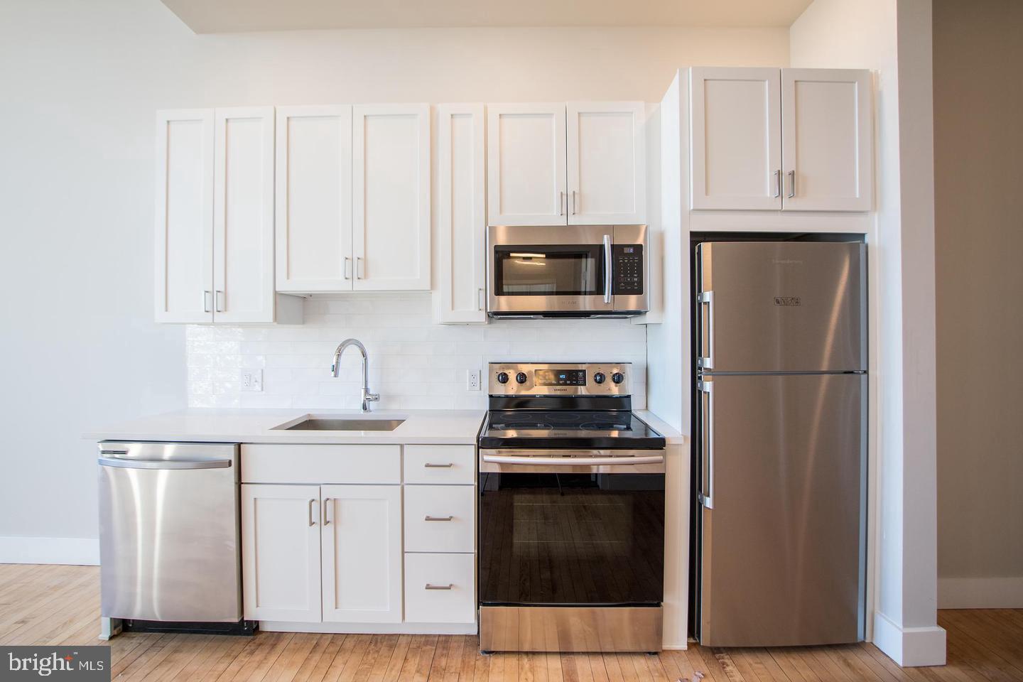 1300 S 19th St #unit 310 Property Photo 5