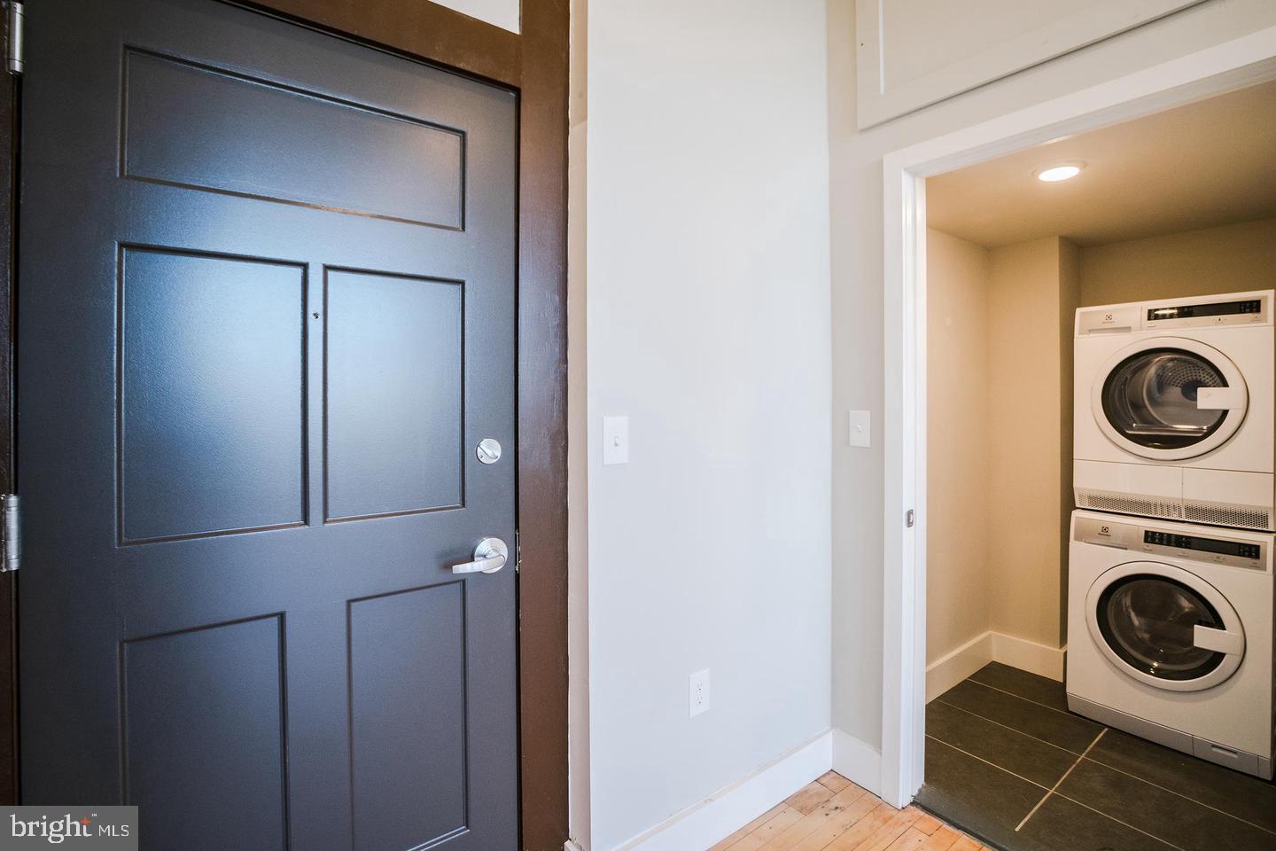 1300 S 19th St #unit 310 Property Photo 8