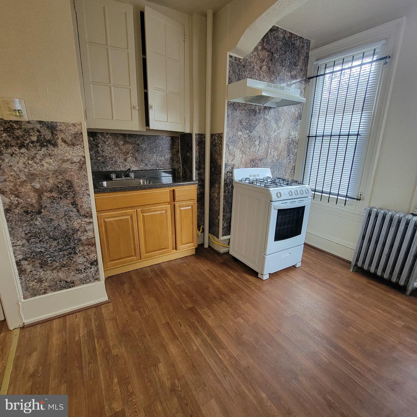 2525 N 12th St Property Photo 13