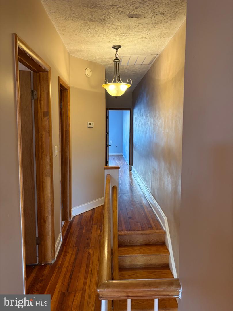 2405 S 20th St Property Photo 11