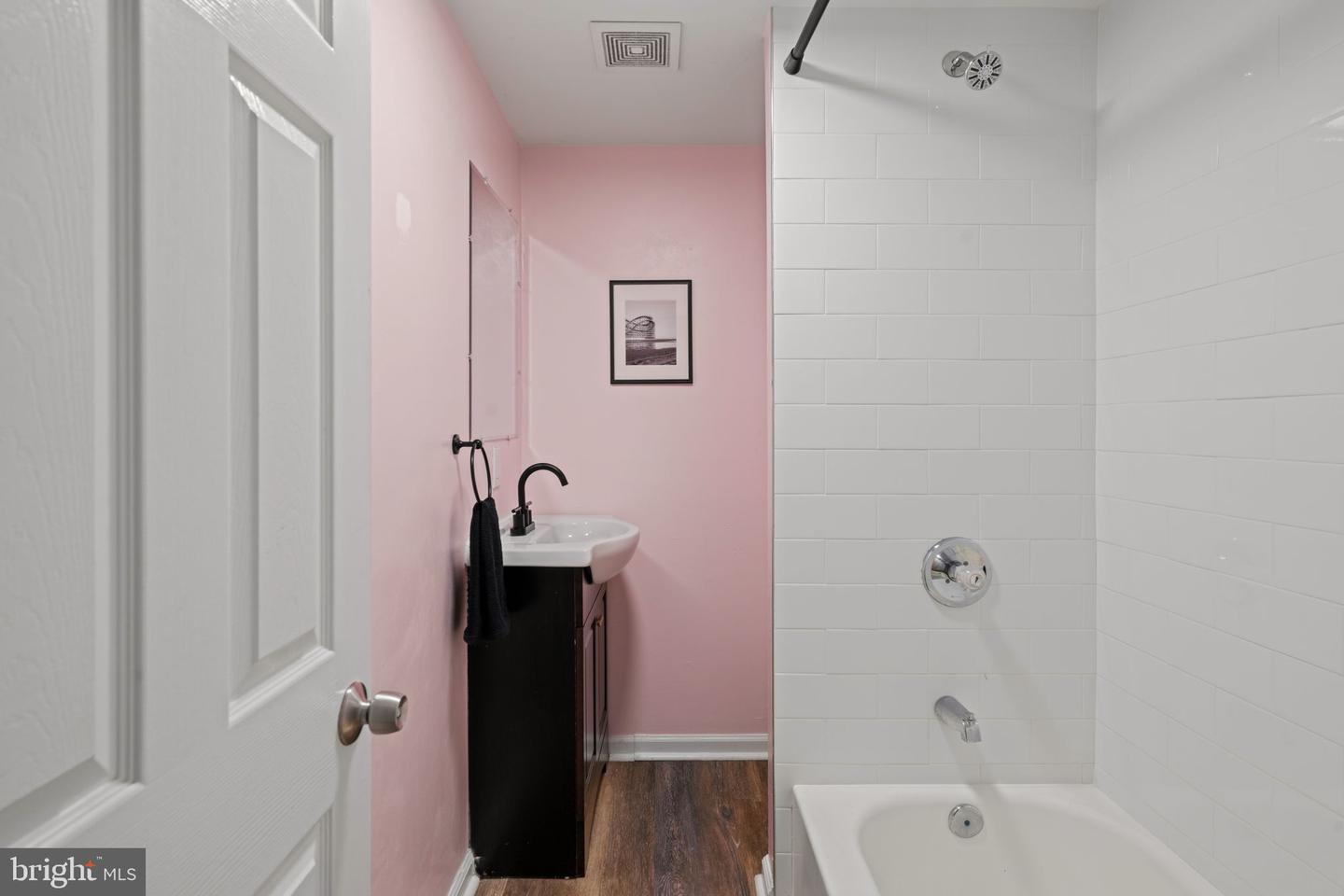 5346 Lena St Property Photo 26