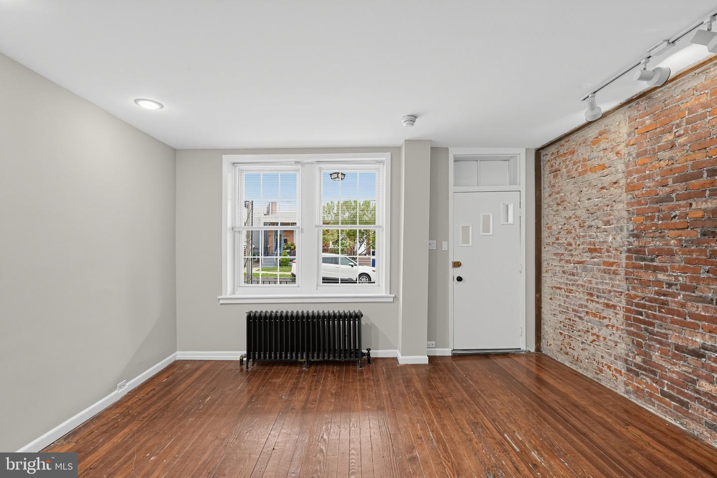 4310 Pechin St Property Photo 5