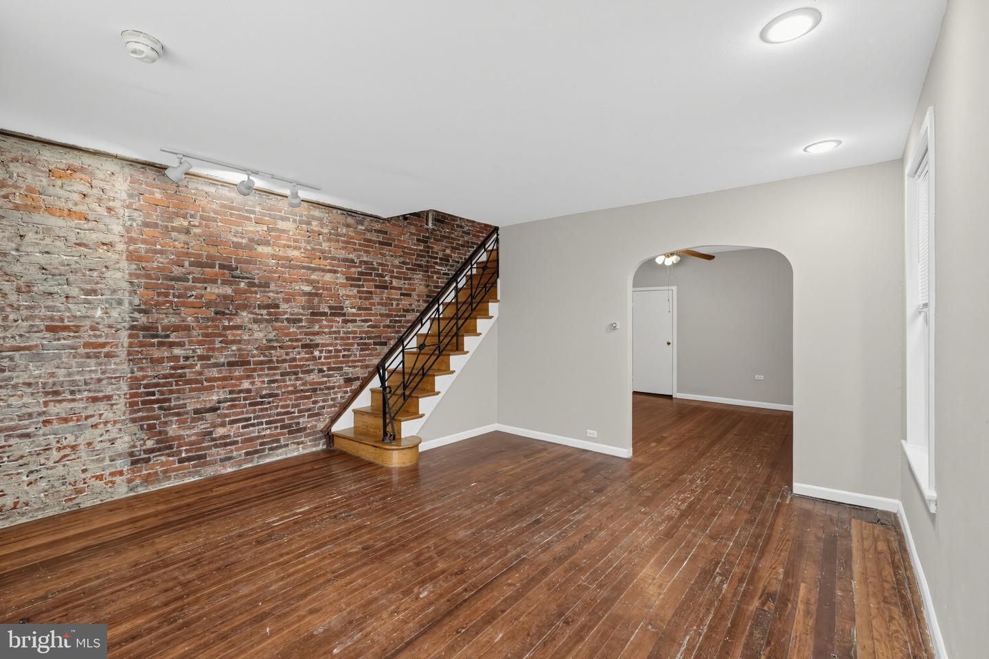 4310 Pechin St Property Photo 6