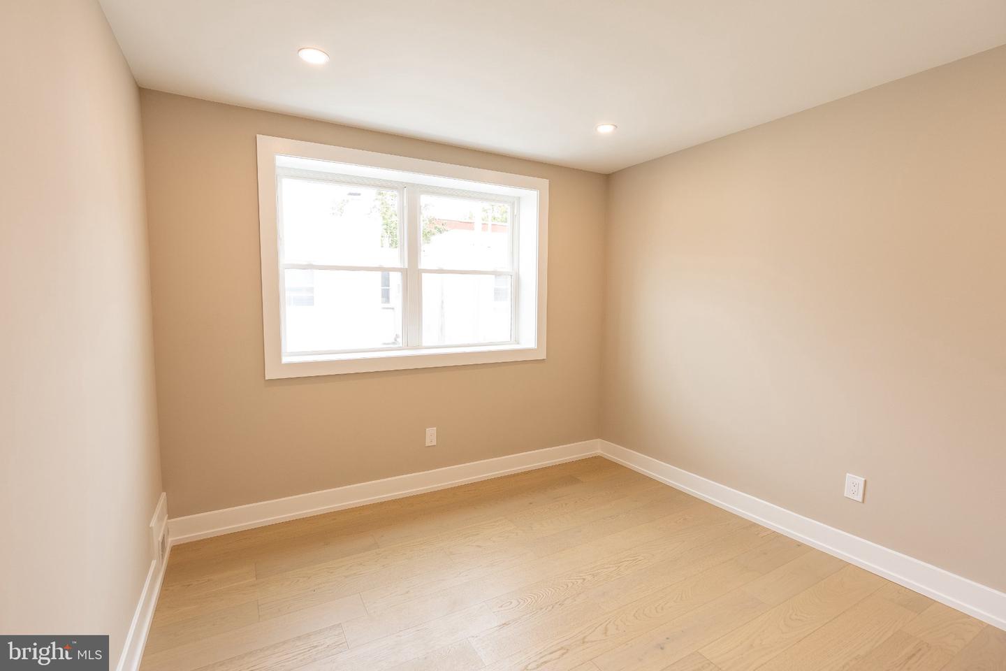 1005 Morris St Property Photo 16