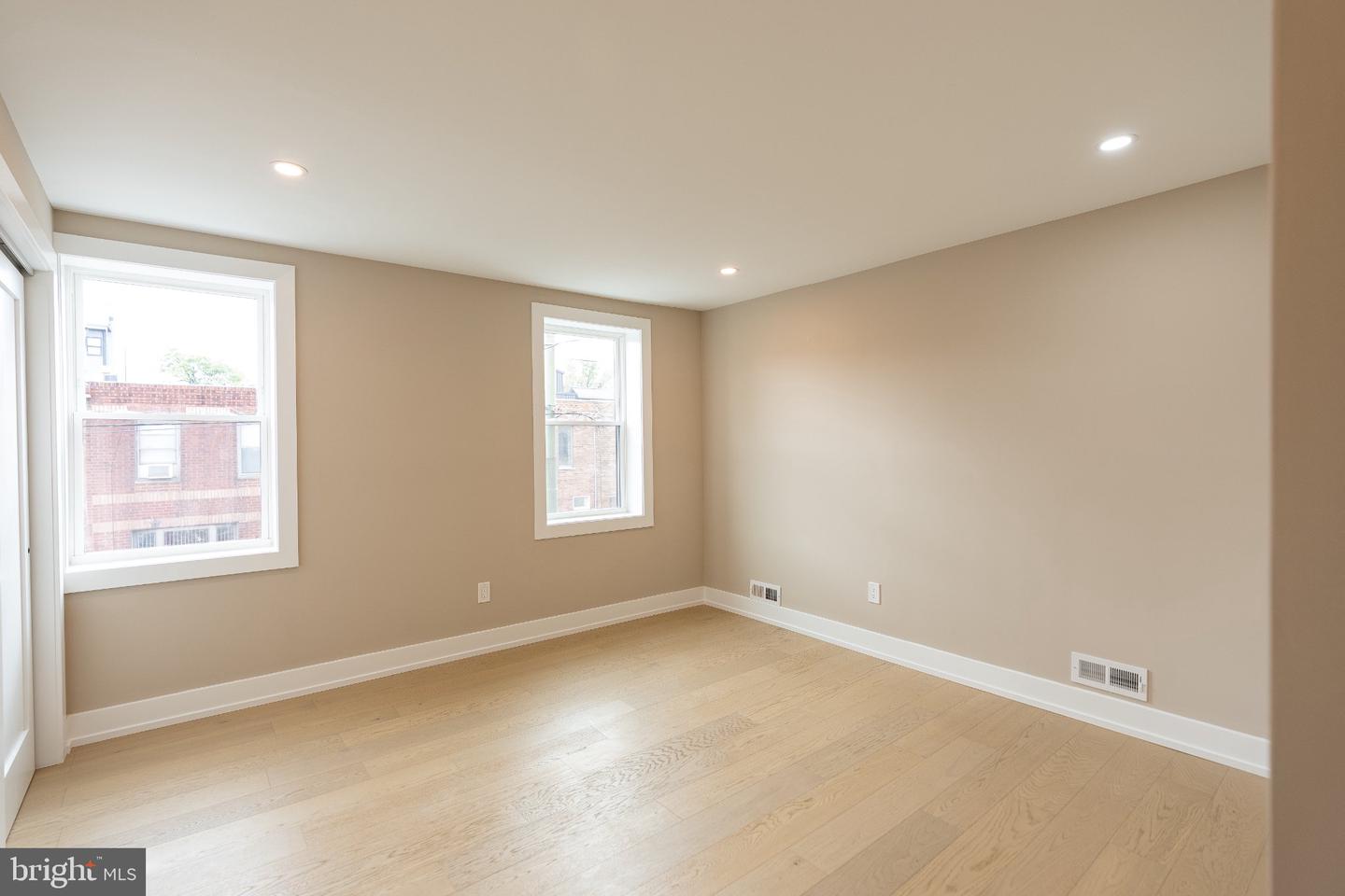 1005 Morris St Property Photo 24