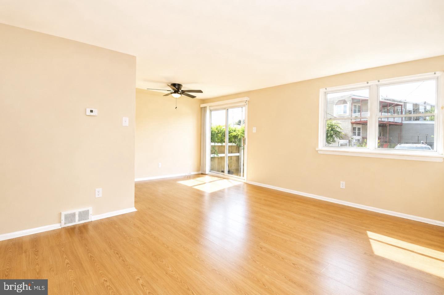 3432-00 ASHFIELD LN Property Photo 1