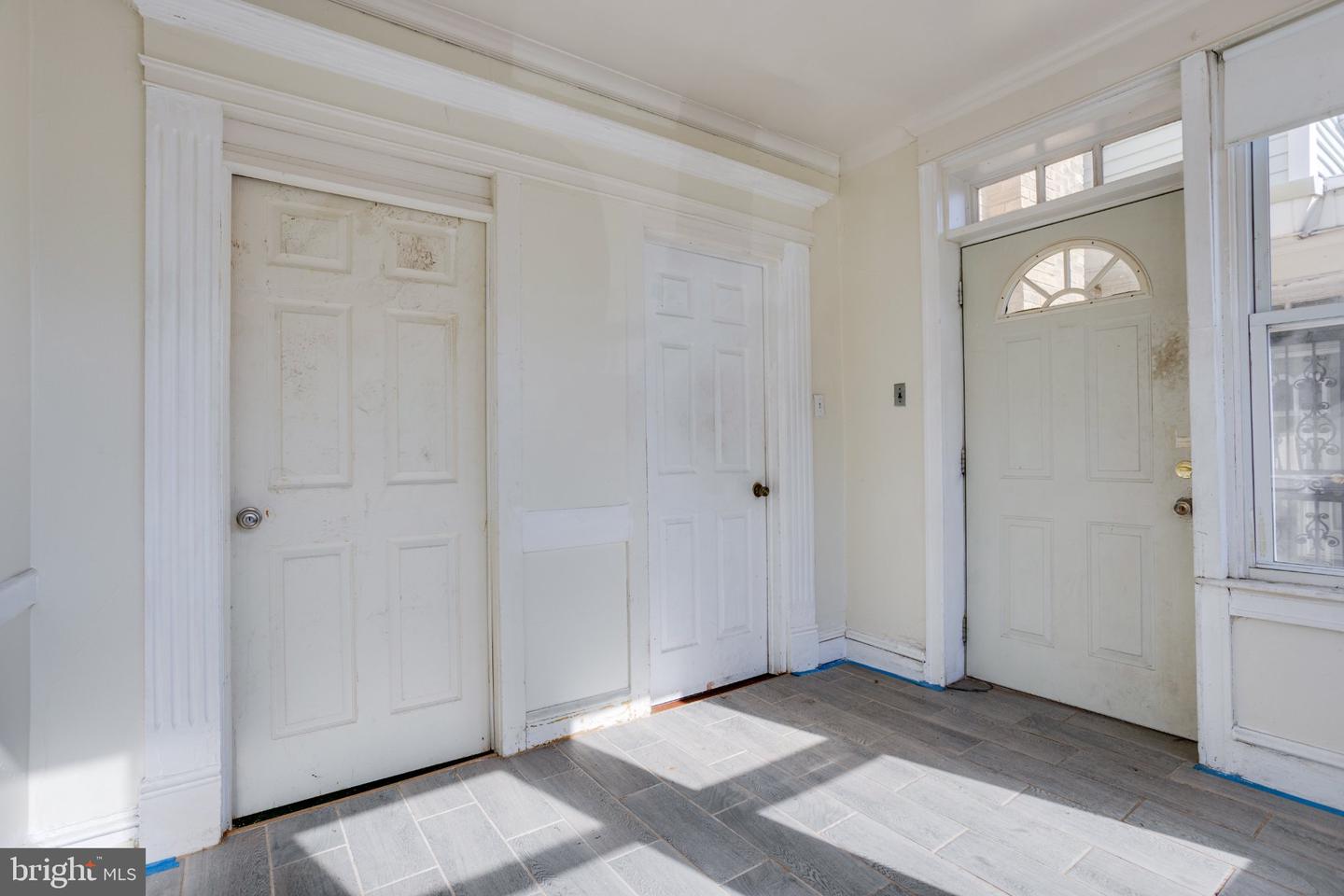 2105 Melvin St Property Photo 6
