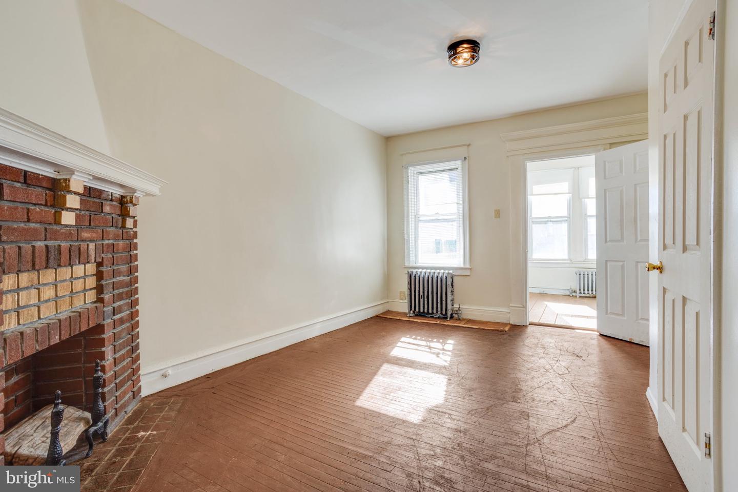 2105 Melvin St Property Photo 9