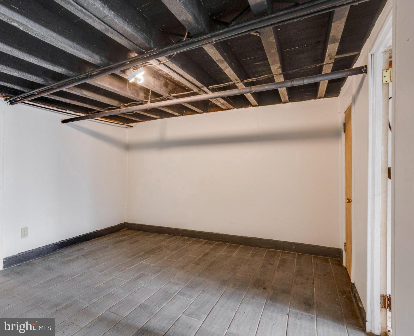 2105 Melvin St Property Photo 22