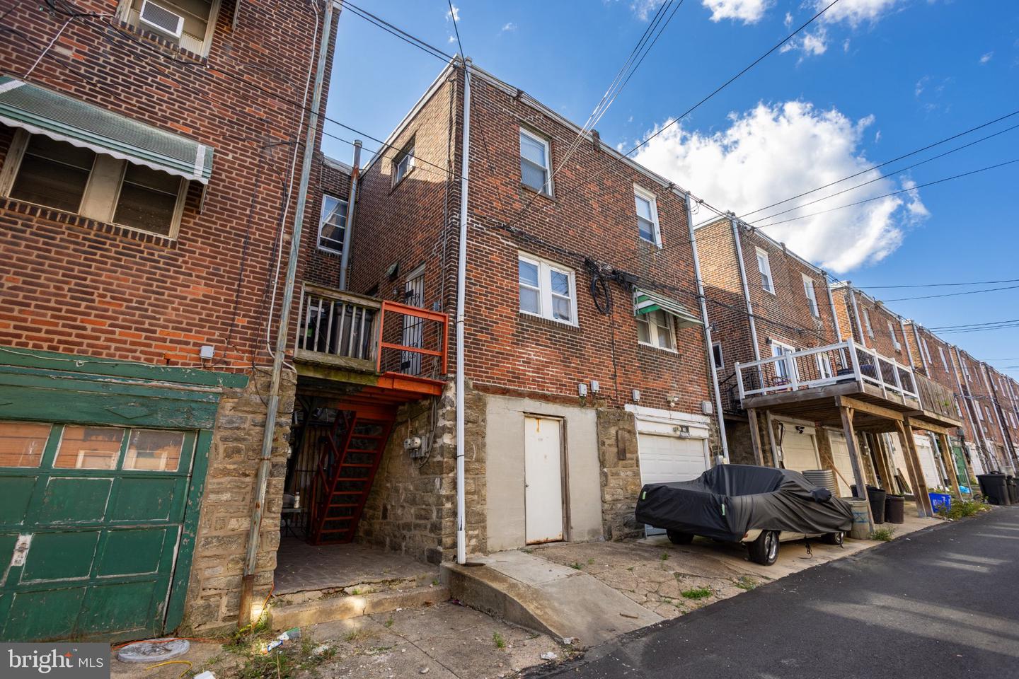 2105 Melvin St Property Photo 26