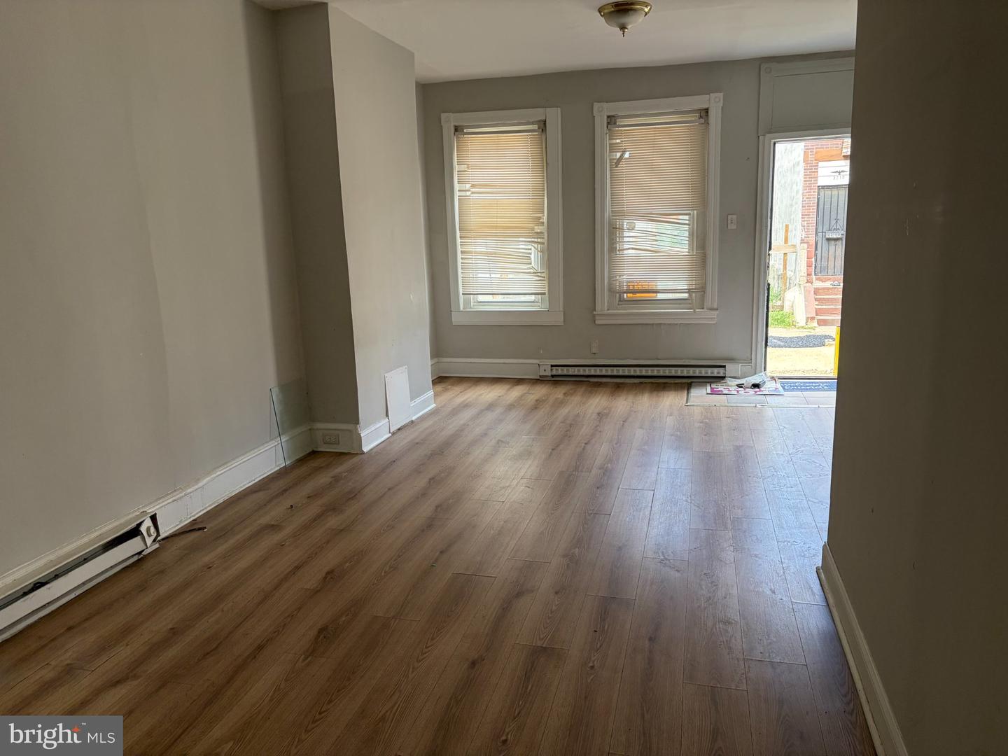 3221 Potter St Property Photo 3