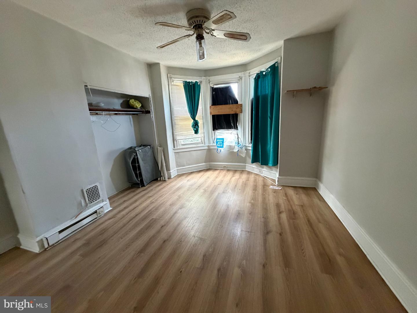 3221 Potter St Property Photo 7