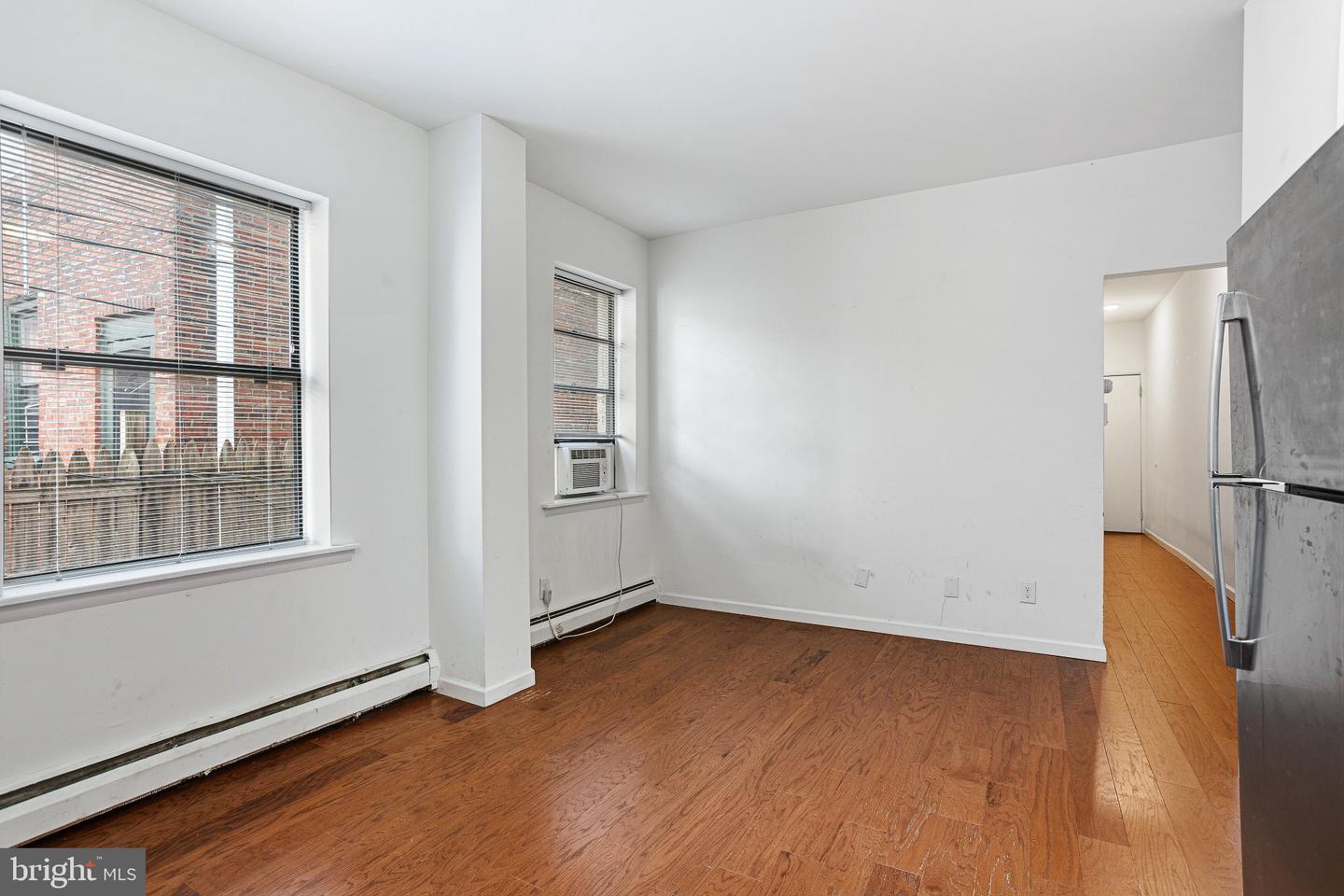 1917 Spring Garden St #2 Property Photo 4