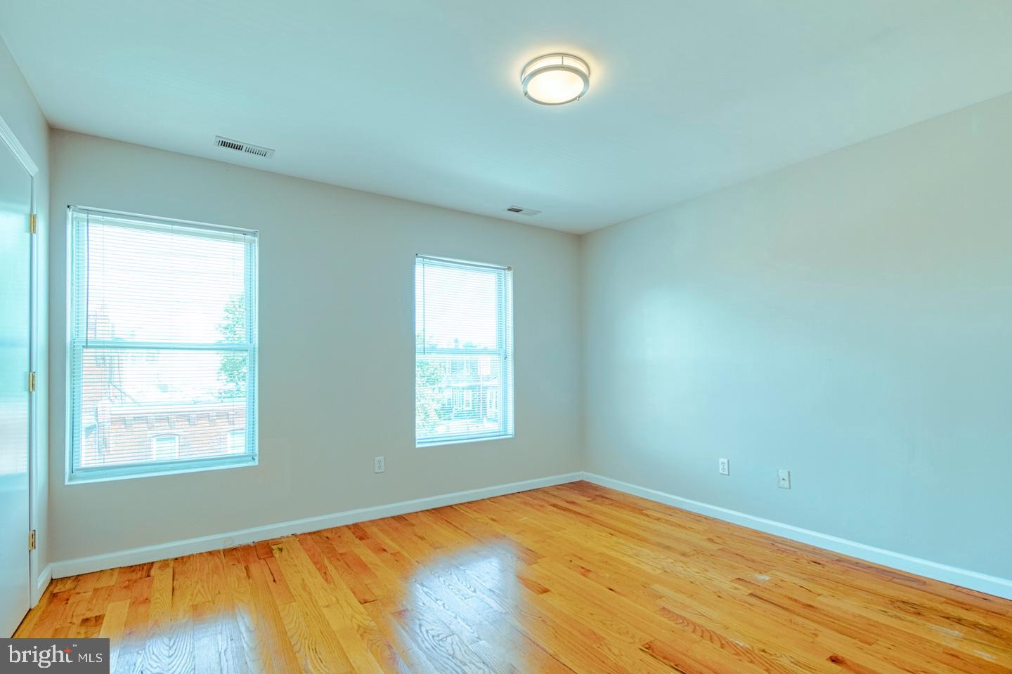 516 N Preston St Property Photo 10