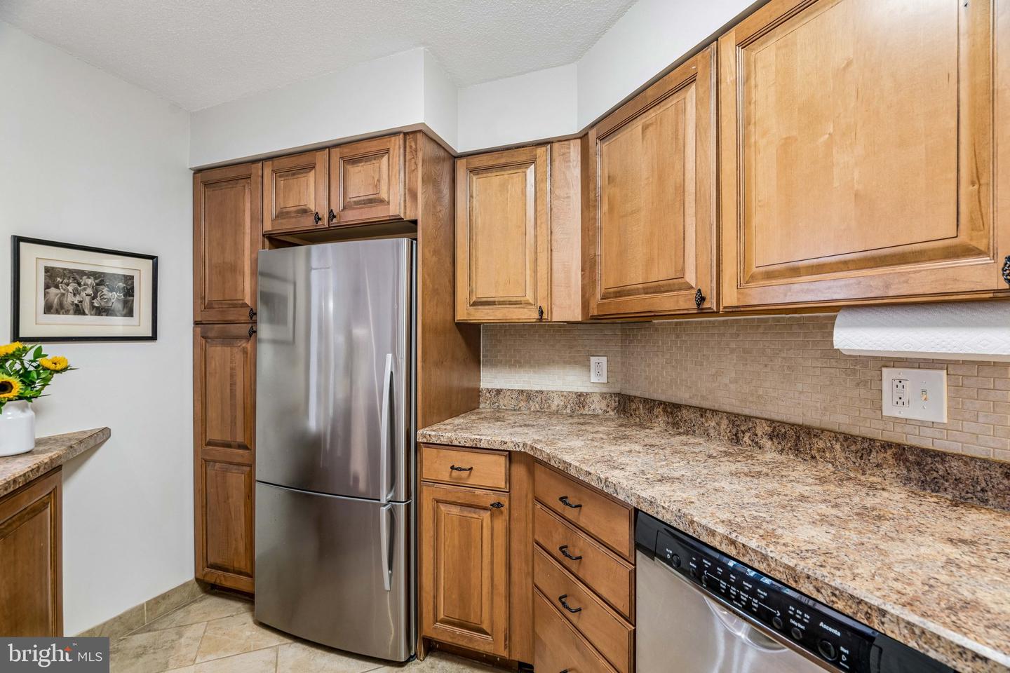 1420-00 Locust St #18d Property Photo 11