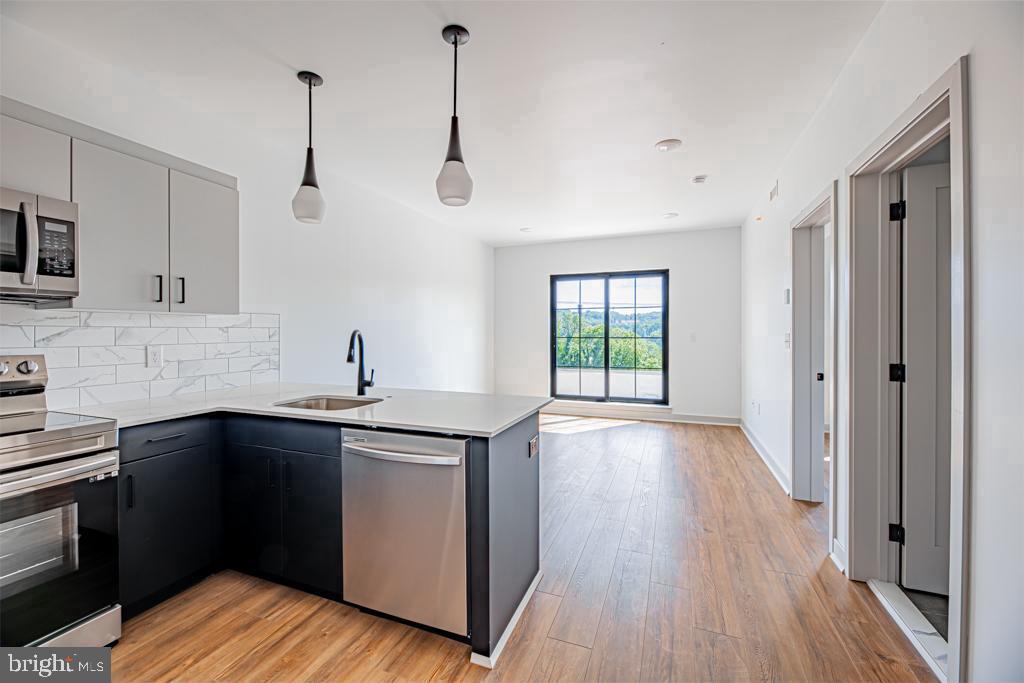 5001 UMBRIA ST #U511 Property Photo 1