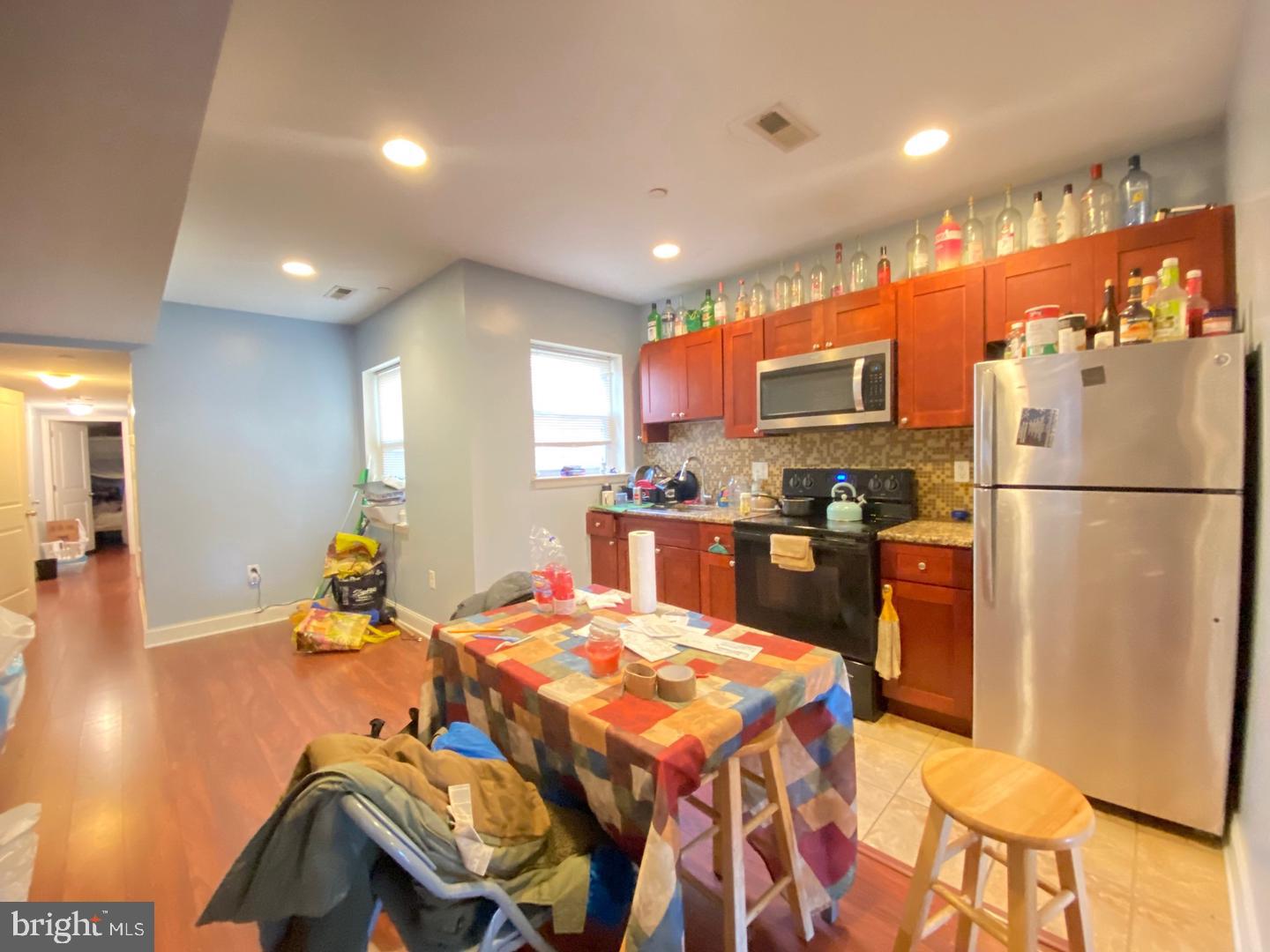 1419 N 17TH ST #B Property Photo 1