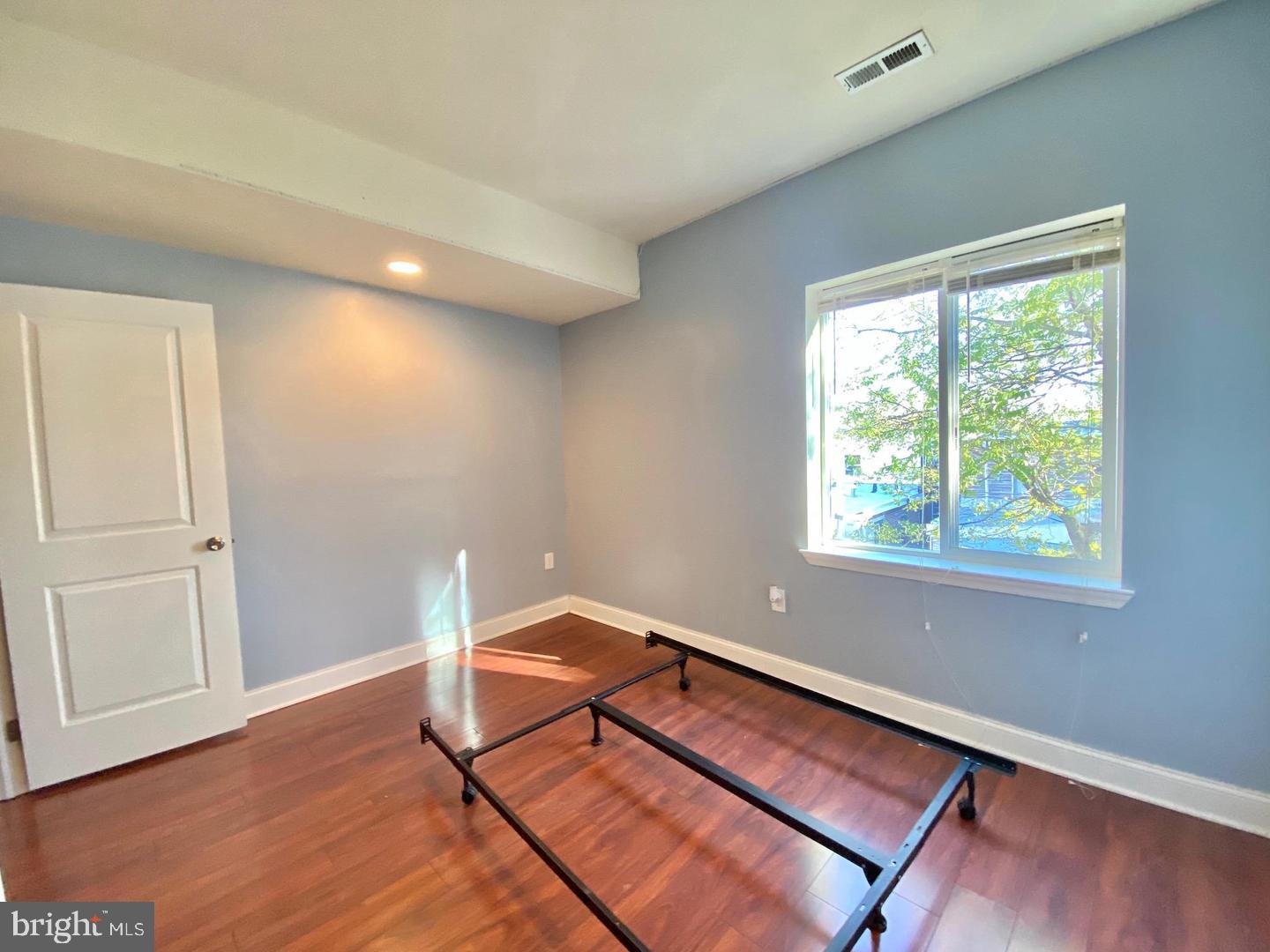 1419 N 17th St #b Property Photo 9