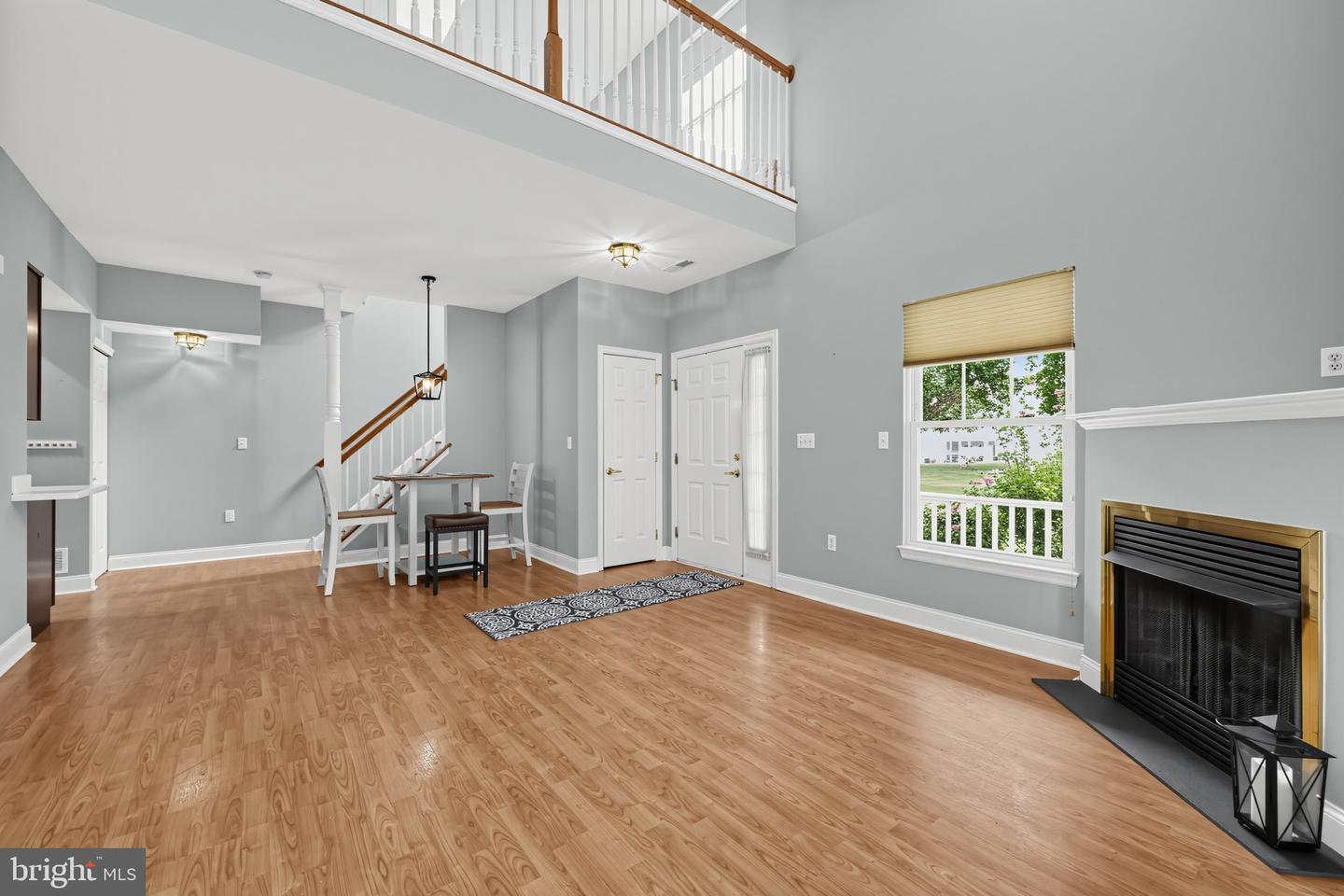 542 Easy St #t92 Property Photo 7
