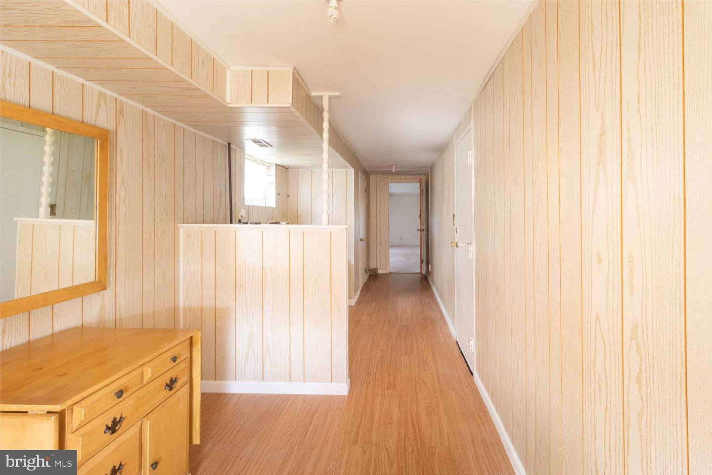 7914 Brous Ave Property Photo 19