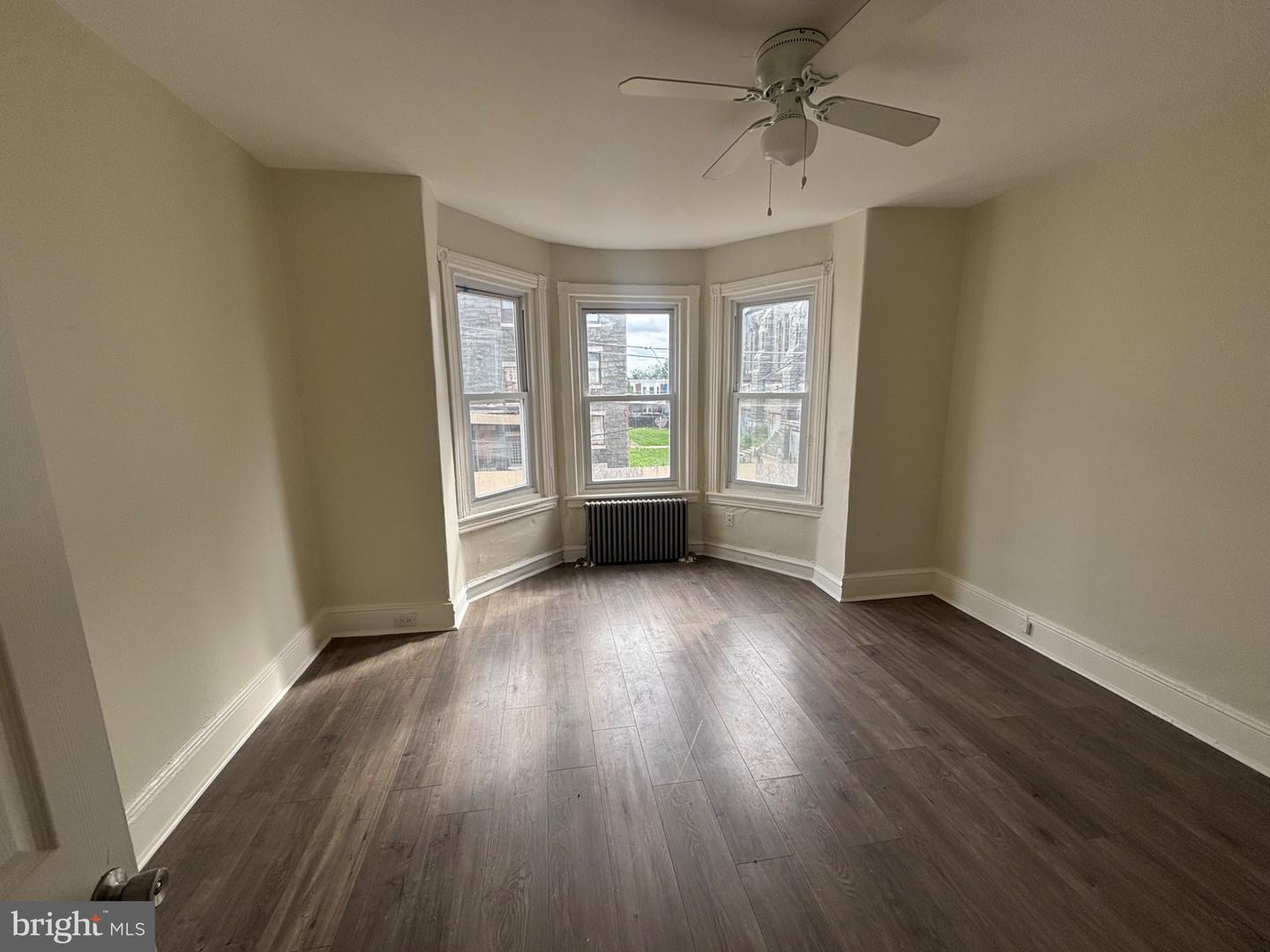 725 E Cornwall St #2 Property Photo 2