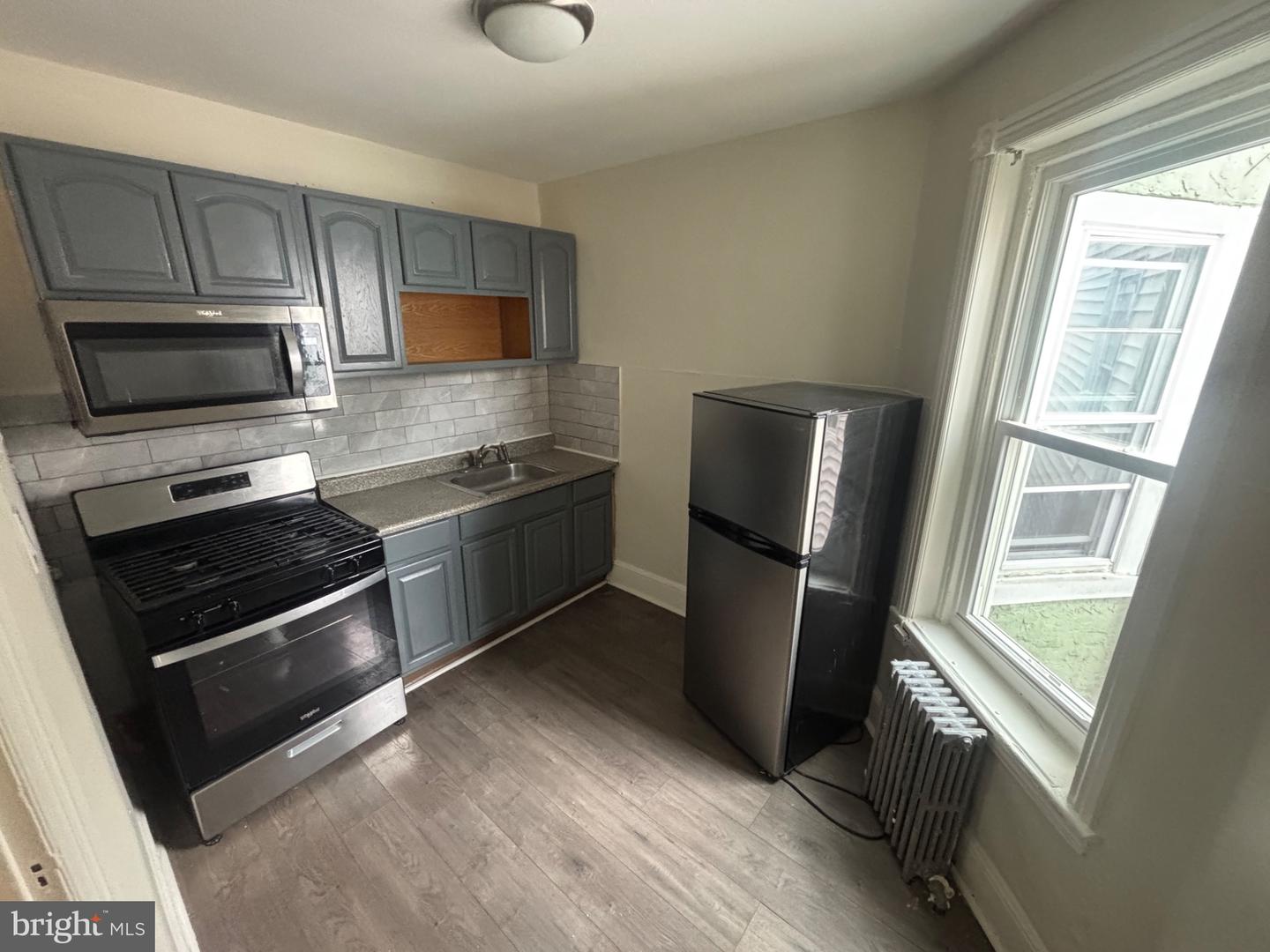 725 E Cornwall St #2 Property Photo 6