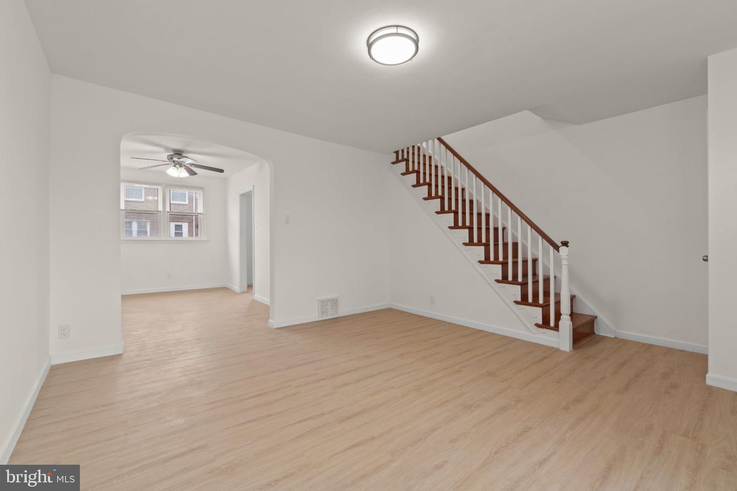 8038 Moro St Property Photo 5