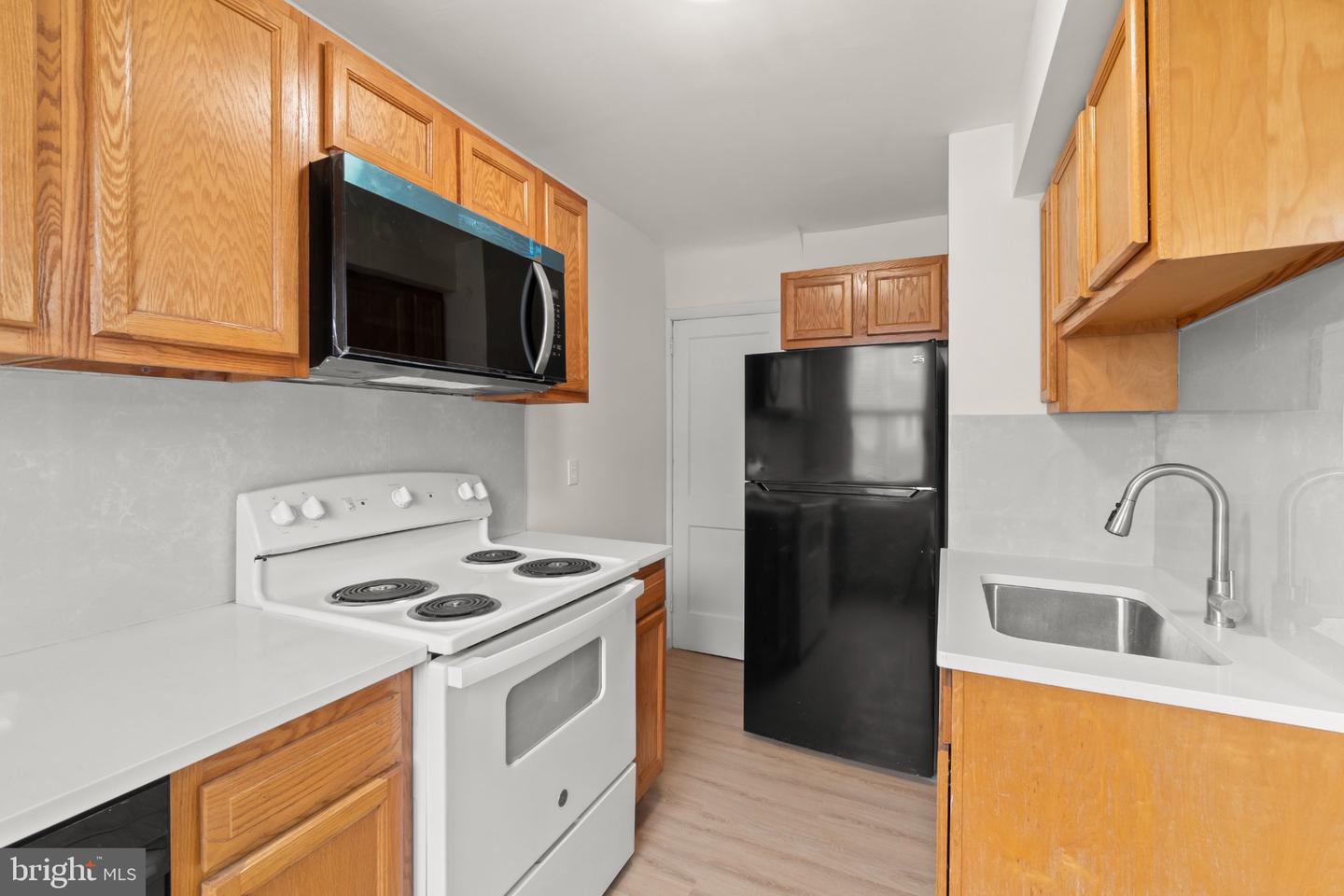 8038 Moro St Property Photo 11