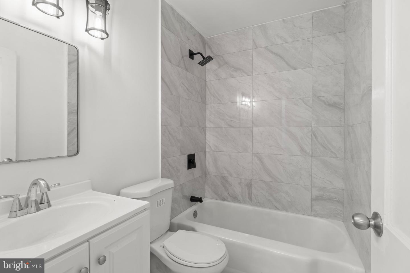 8038 Moro St Property Photo 12