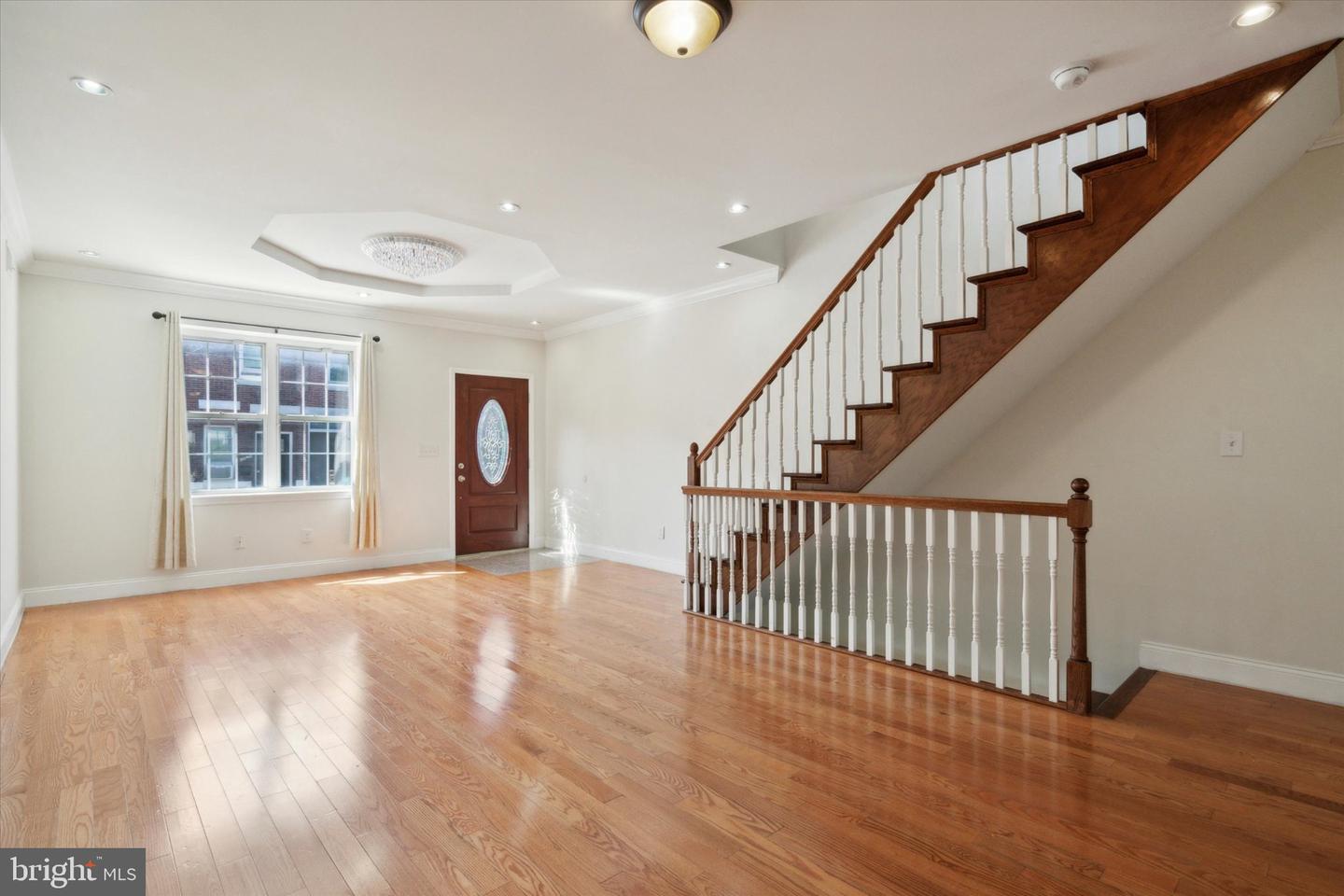2045 Morris St Property Photo 3